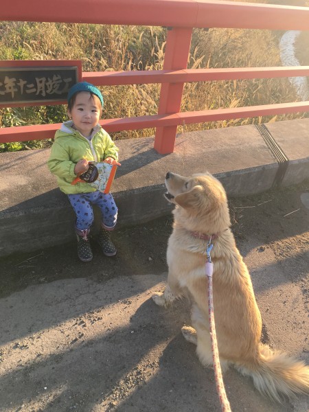 戌（いぬ）年の来年も仲良くお散歩してね♪